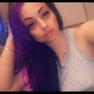 Meet your Posher, Adri